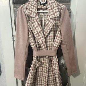 Lovely coat size L